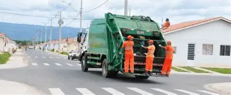Prefeitura de Caraguatatuba veta projeto que revogava taxa de lixo