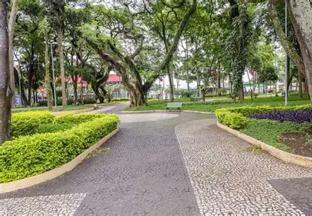 Praça Afonso Pena vai exibir Brasil x Escócia nesta quarta
