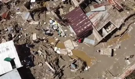 Número de mortos por terremoto na Venezuela sobe para 920