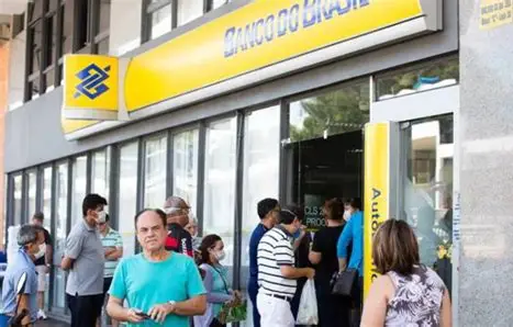 Bancos terão horário especial de atendimento por causa de Brasil x Japão