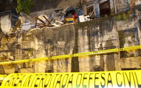 Varanda desaba e imóvel é interditado por risco estrutural em São José dos Campos