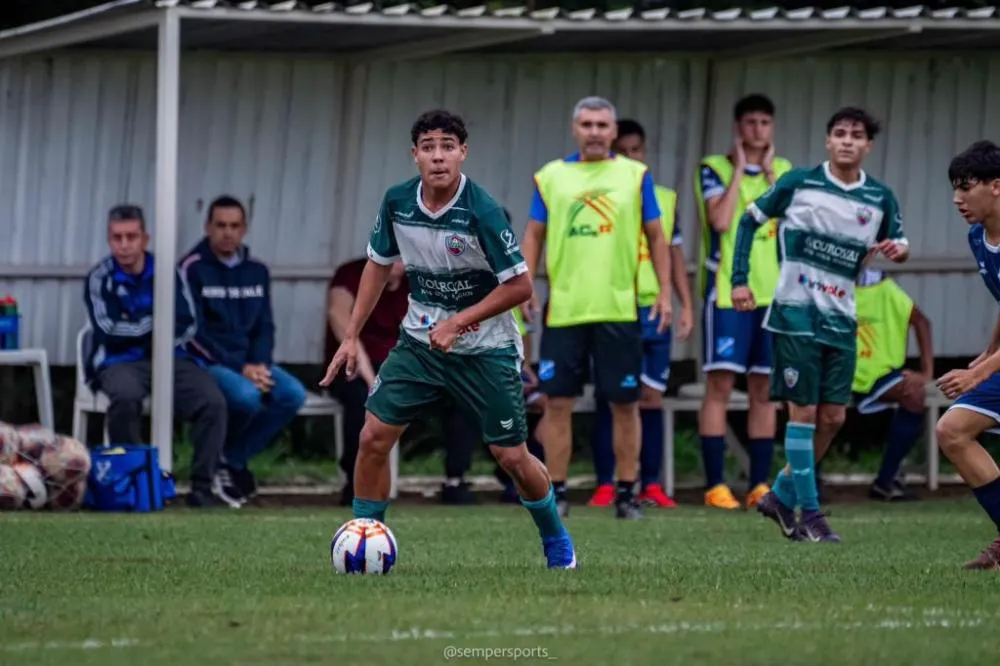 Pinda FC mantém invencibilidade e garante vaga antecipada na segunda fase do Paulista Sub-15