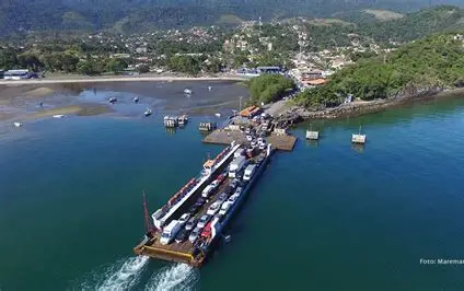 Nevoeiro cobre Ilhabela e São Sebastião e interrompe travessia de balsas