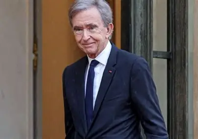 Bilionário Bernard Arnault terá de pagar impostos atrasados na França