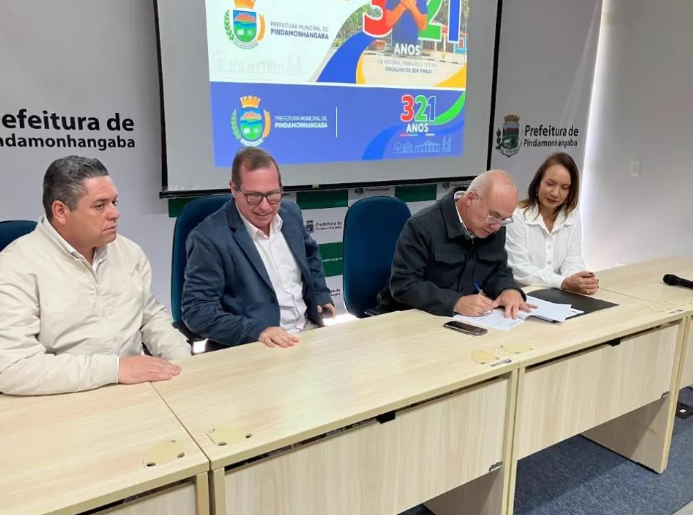 Pindamonhangaba anuncia pacote histórico de investimentos durante comemoração dos 321 anos