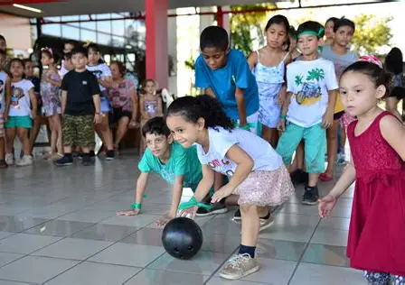 Colônia de Férias leva esporte, recreação e atividades culturais para crianças em Aparecida