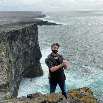 Ex-jogador brasileiro morre na Irlanda após acidente e família faz campanha para trazer corpo ao Brasil