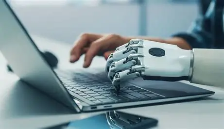 Pesquisa aponta que uma mesma inteligência artificial pode rejeitar o currículo de candidatos em diferentes empresas