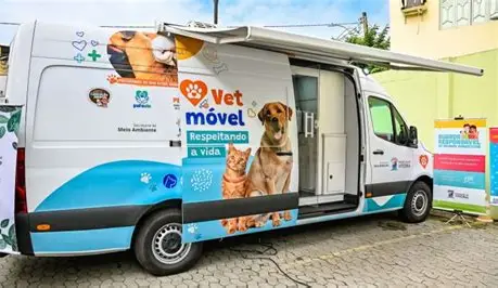 PATA Móvel leva atendimento veterinário gratuito para cães e gatos à Topolândia