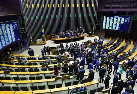 PF afirma que investigada tinha aval da Presidência da Câmara em suposto esquema de desvio de emendas