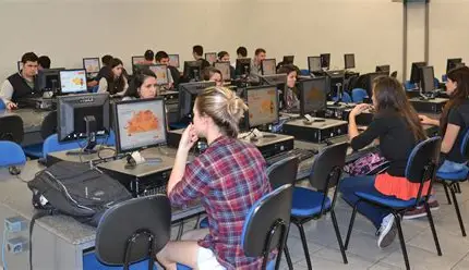 Faculdade oferece oficinas gratuitas durante as férias em cidades do Vale do Paraíba