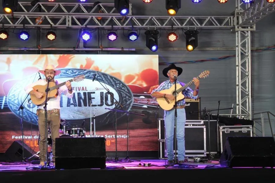 Festival Sertanejo reforça calendário cultural e valoriza artistas regionais em Pindamonhangaba