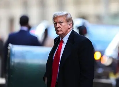 Rede social de Donald Trump enfrenta críticas após anunciar acesso antecipado de publicações para bancos