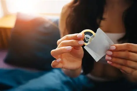 Stealthing: retirada da camisinha sem consentimento traz riscos físicos e psicológicos e acende alerta para vítimas
