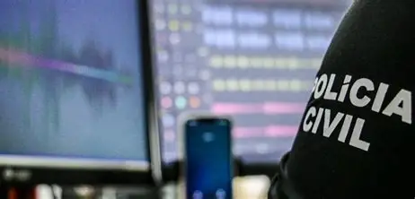 Operação investiga homens que filmavam mulheres sem consentimento e compartilhavam vídeos na internet