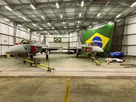 Embraer produzirá mais 20 caças Gripen no interior de São Paulo