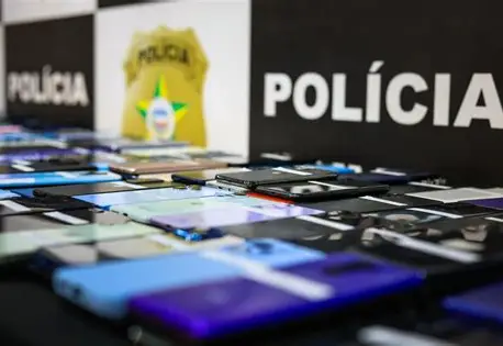 Brasil registra mais de 900 mil celulares furtados ou roubados em um ano, revela Anuário da Segurança Pública