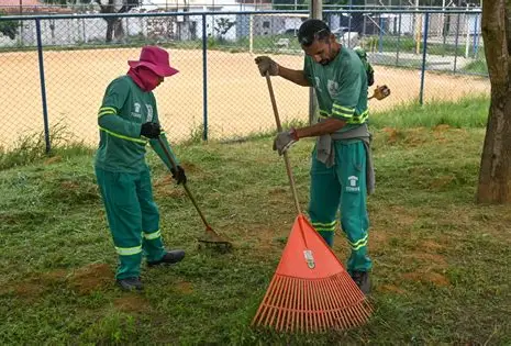 Equipe de Zeladoria e Manutenção intensifica conservação dos espaços públicos em Santo Antônio do Pinhal