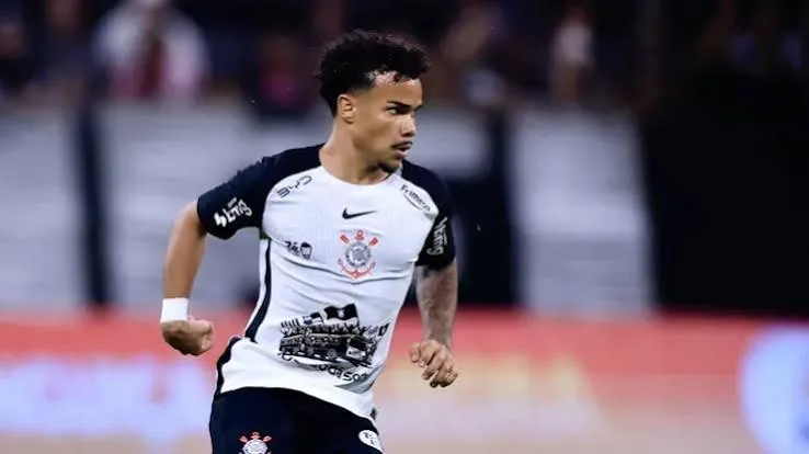 Kaio César é denunciado ao STJD e pode ser suspenso após confusão em partida do Corinthians