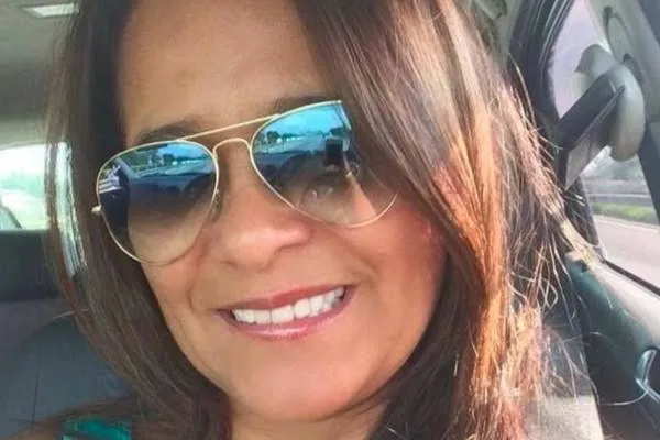 Polícia encontra pesquisas sobre desmontagem de veículo no celular de suspeita pela morte de cozinheira em Ubatuba