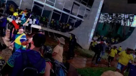 STF condena moradora de Taubaté a 14 anos de prisão por participação nos atos de 8 de janeiro