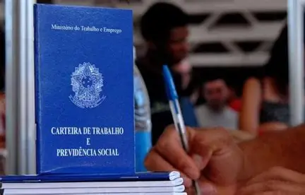 Caraguatatuba oferece 108 vagas de emprego em diferentes áreas