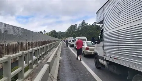 Contornos da Tamoios serão totalmente interditados para prova de ciclismo neste domingo