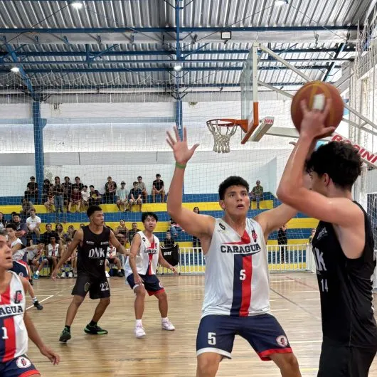 Basquete Caraguá vence DNK por 61 a 30 e se destaca na Copa Metropolitana Sub-17