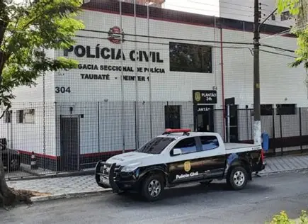 Homem morre após ser golpeado com faca durante briga com companheira em Taubaté