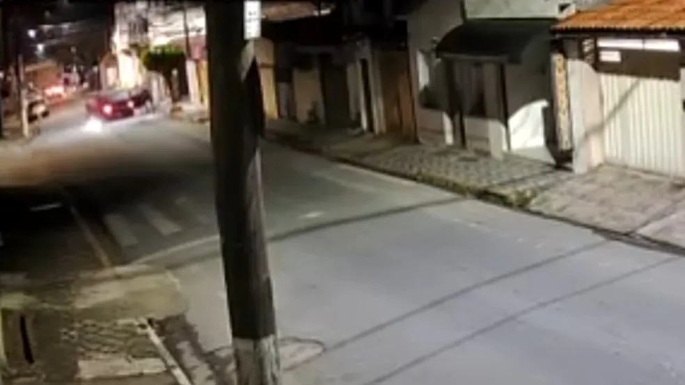Vídeo mostra tiroteio que deixou PM de folga baleado em Potim