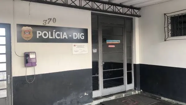 Pedreiro é morto a tiros na saída de estacionamento em Jacareí
