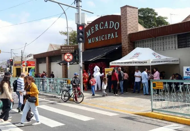 Mercado Municipal de Jacareí inicia programação especial de aniversário de 64 anos