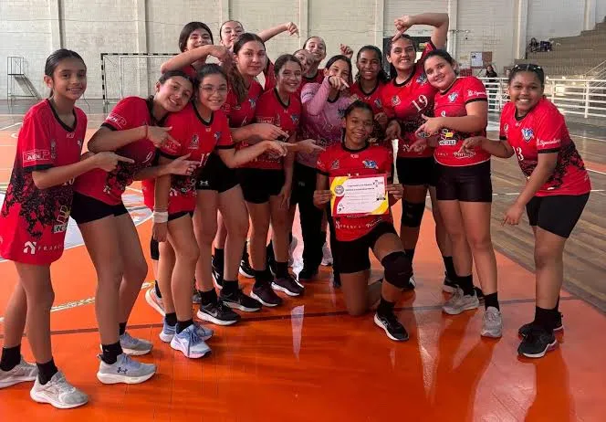Handebol feminino de Jacareí conquista vitórias na Liga Paulistana