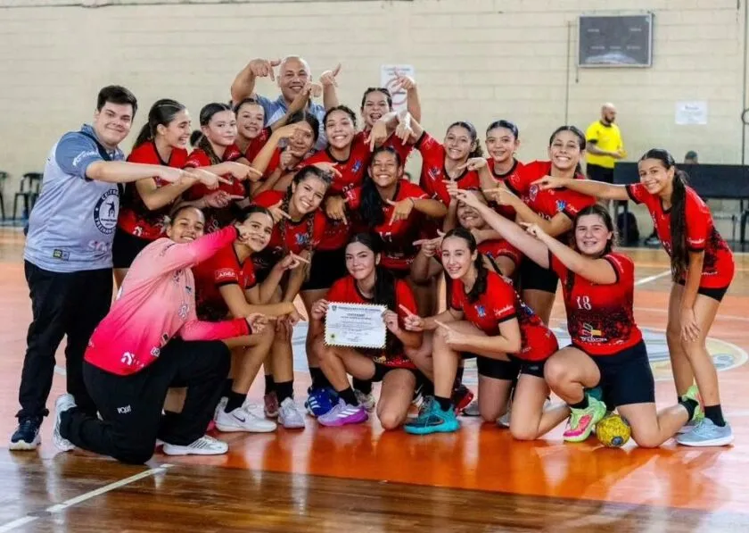 Handebol feminino abre inscrições para iniciação esportiva em Jacareí