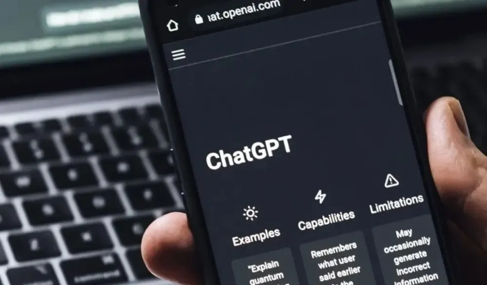 ChatGPT anuncia versão para adolescentes com limites de conteúdo e controle dos pais