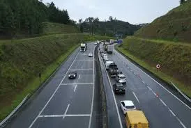 Trevo dos Contornos da Tamoios terá bloqueio para obras nesta quarta-feira em Caraguatatuba