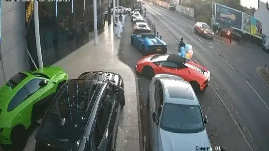 Quadrilha de colombianos é presa após furto em joalheria de shopping de Taubaté