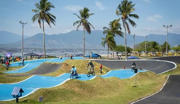 Pista Ton Ferreira revitalizada recebe etapa do Campeonato Paulista de BMX em Caraguatatuba